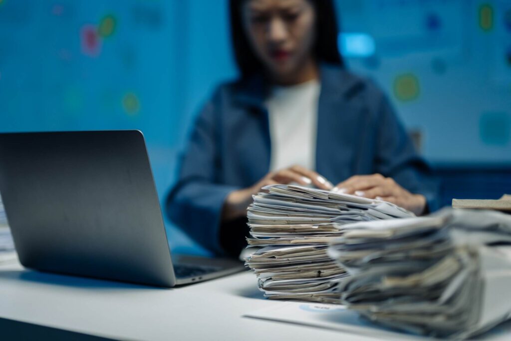 Quais certidões são exigidas em licitações?